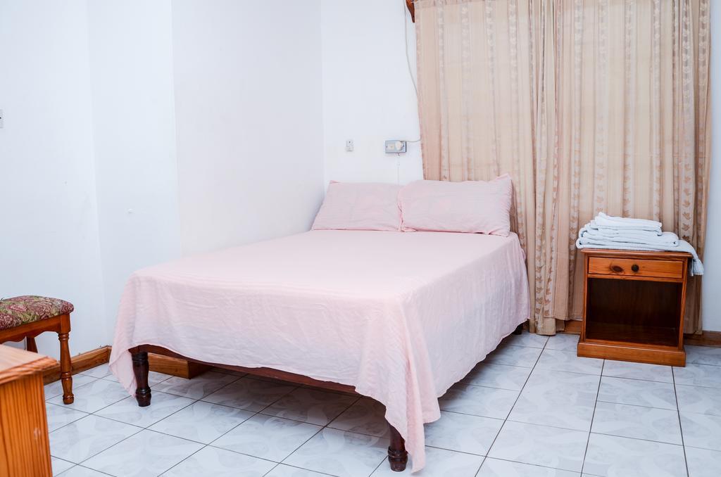 Vanvilla Guest House Негрил Номер фото