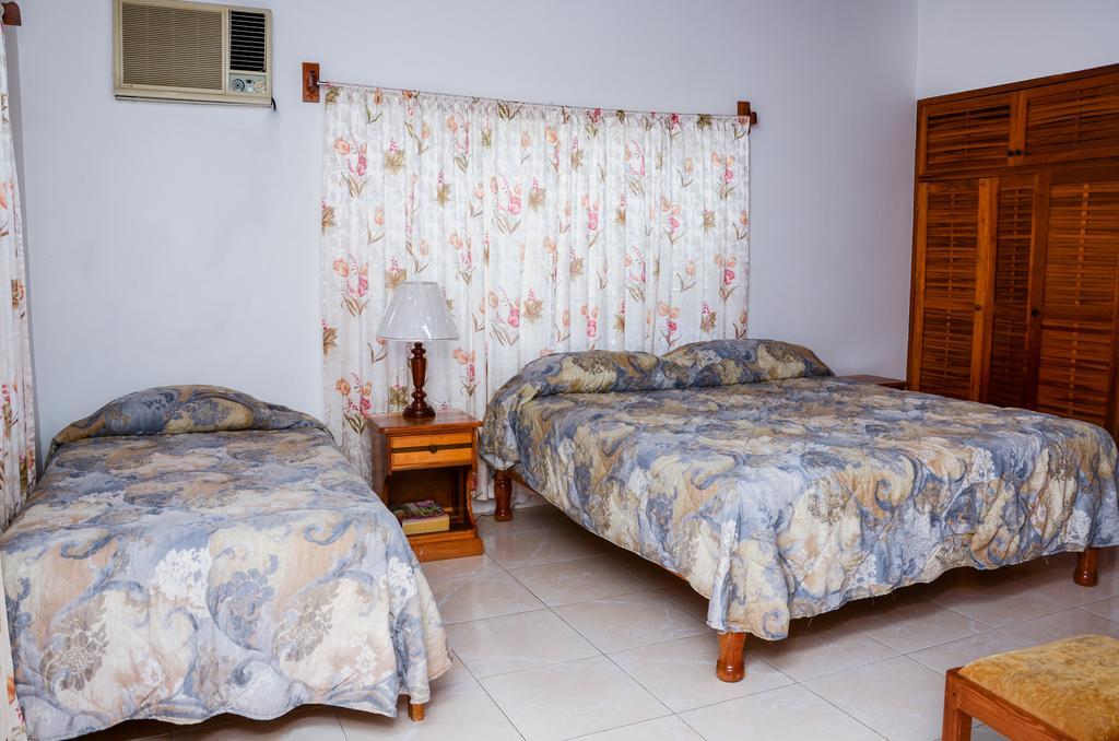 Vanvilla Guest House Негрил Номер фото